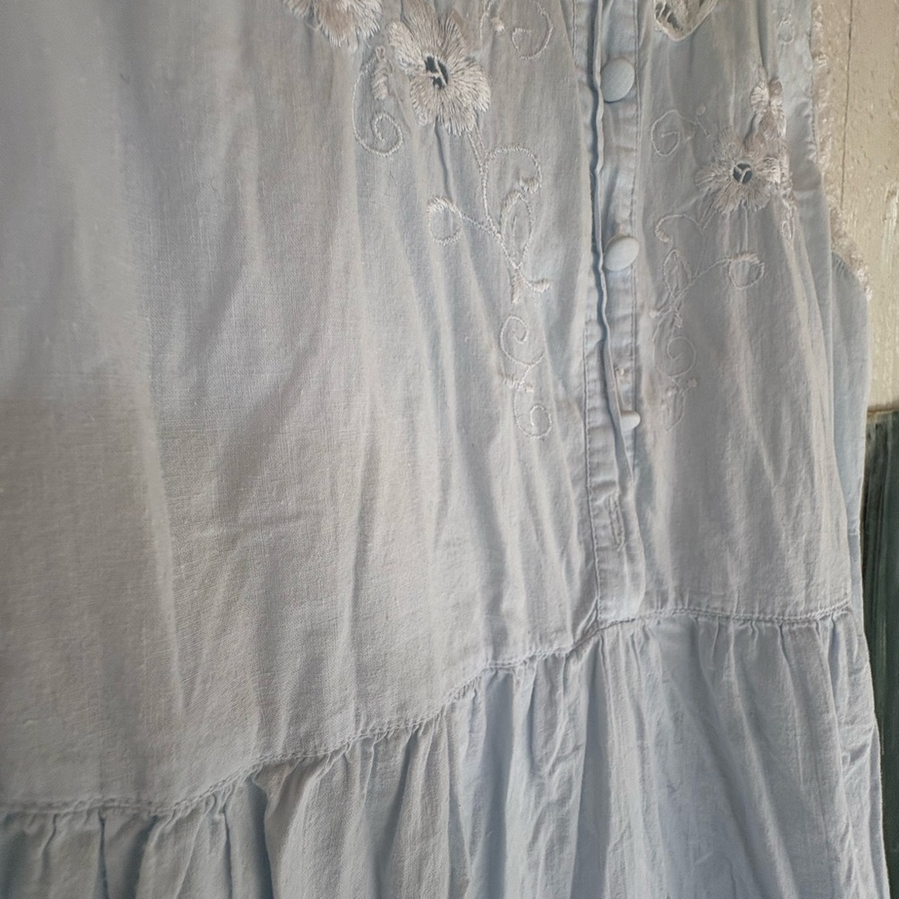 Vintage nightgown baby blue embroidered small - Picture 5 of 12